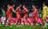Fussball  1. Bundesliga  13/14: JUBEL FC Bayern Muenchen