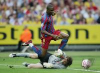 Fussball International: Champions League Finale, Lehmann foult Eto