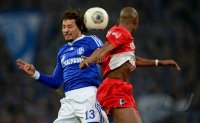 Fussball, 1. Bundesliga  Saison 2013/2014: FC Schalke 04 - SC Freiburg