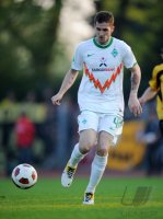 Fussball: 3. Liga,  Saison 2010/2011: SV Werder Bremen II, SCHMIDT am Ball
