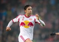 FUSSBALL International Testspiel 2013/2014: JUBEL Robert Zulj (Red Bull Salzburg)