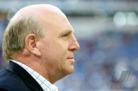 Fussball 1. Bundesliga: Berlin, HOENESS