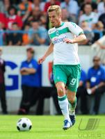 FUSSBALL, DFB POKAL: Werder Bremen, ROSENBERG Einzelaktion