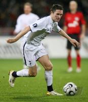 Fussball UEFA Pokal: Tottenham, KEANE Einzelaktion