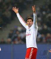 FUSSBALL, EUROPA LEAGUE GRUPPENPHASE: Hamburger SV, BERG