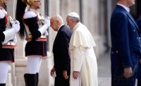 Rom, Staatschef Napolitano (Italien) empfaengt Papst Franziskus