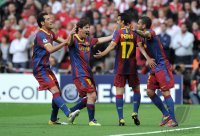 Fussball Champions League Finale 2011:  JUBEL nach dem TOR zum 1:0 Sergio Busquets , Lionel Messi , Pedro Rodriguez  (v. li., Barca)