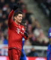 Fussball CHL 15/16 Gruppenphase: Olympiakos Piraeus  - FC Bayern Muenchen