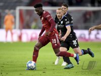 Fussball 1. Bundesliga Saison 21/22: FC Bayern Muenchen - Arminia Bielefeld
