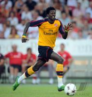 FUSSBALL INTERNATIONAL Arsenal London: ADEBAYOR