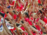 FUSSBALL Weltmeisterschaft kleiner koreanischer Fan