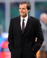 FUSSBALL SERIE A:  Trainer Massimilliano Allegri (AC Mailand)