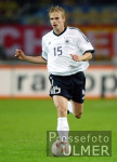 FUSSBALL Nationalmannschaft: Nati, Rau Einzelaktion