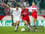 Fussball 2. Bundesliga: Koeln - Reutlingen, Zweikampf