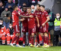 Fussball 1. Bundesliga Saison 21/22: FC Bayern Muenchen -  SC Freiburg