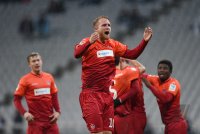 Fussball 2. BUNDESLIGA 14/15: JUBEL 1. FC Kaiserslautern