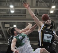 1. Basketball Bundesliga  01/11  Walter Tigers Tuebingen  - TBB Trier