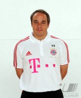 Fussball Regionalliga Sued 2011/2012:  Mannschaftsarzt Dr. Volker Braun  (FC Bayern II)