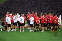 Fussball 1. Bundesliga 11/12: FC Bayern Muenchen Training in Doha