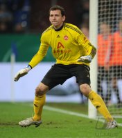 Fussball: DFB Pokal  Saison 2010/2011, Viertelfinale: Nuernberg, SCHAEFER