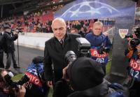 FUSSBALL  International CHL 09/10 :  Trainer GROSS (VfB Stuttgart)