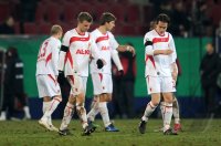 Fussball DFB Pokal 10/11 : (v. li.) Enttaeuschung Augsburg mit Stephan Hain, Paul Verhaegh