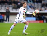 Fussball 2. Bundesliga:  Torwart Lukas Kruse (SC Paderborn 07)