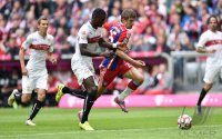 Fussball 1. Bundesliga Saison 14/15: FC Bayern Muenchen - VfB Stuttgart