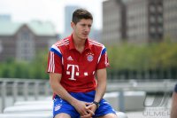 FUSSBALL 1. Bundesliga 14/15: Robert Lewandowski (FC Bayern Muenchen)