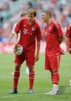Fussball 1. Bundesliga 2011/2012:  Bastian Schweinsteiger (FC Bayern Muenchen) und Holger Badstuber (FC Bayern Muenchen)