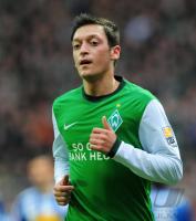 FUSSBALL, 1. BUNDESLIGA, 27. Spieltag: Bremen - Bochum, OEZIL