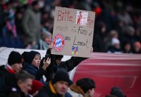 Fussball 25/26 Testspiel: FC Salzburg - FC Bayern Muenchen