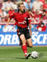 Fussball 1. Bundesliga: Leverkusen, ROLFES Einzelaktion