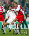 Fussball 2. Bundesliga: Koeln - Reutlingen, Zweikampf