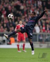 FUSSBALL  International CHL 09/10:  Sidney Govou (Olympique Lyon )