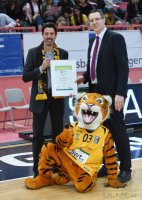 Basketball 1. Bundesliga 15/16 Hauptrunde: Walter Tigers Tuebingen - Basketball Loewen Braunschweig