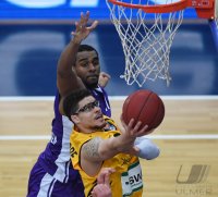 Basketball 1. Bundesliga 16/17 Hauptrunde: Walter Tigers Tuebingen - BG Goettingen
