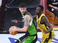 Basketball 2. Bundesliga 2021/2022: Tigers Tuebingen - ROEMERSTROM Gladiators Trier