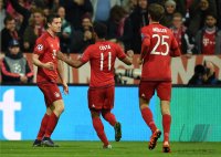 Fussball CHL 15/16 Gruppenphase: FC Bayern Muenchen - Arsenal London