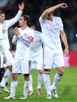 Fussball 1. Bundesliga : Philipp Lahm, Daniel van Buyten (v. li., FC Bayern Muenchen)