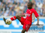 Fussball 1. Bundesliga: COTTBUS, LATOUNDJI Einzelaktion