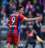 Fussball 1. Bundesliga Saison 14/15: FC Bayern Muenchen - Eintracht Frankfurt