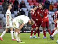 Fussball 1. Bundesliga Saison 21/22: FC Bayern Muenchen - SpVgg Greuther Fuerth