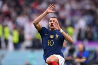 FUSSBALL WM 2022 Viertelfinale England - Frankreich