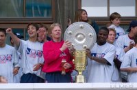 Fussball:  Roque Santa Cruz, Oliver Kahn, Sammy Kuffour (v. li.)