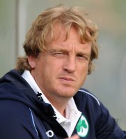 Fussball 1. Bundesliga :  Trainer Mike Bueskens (Greuther Fuerth)