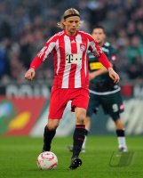 Fussball: 1. Bundesliga Saison 2010/2011, Bayern: TYMOSHCHUK am Ball