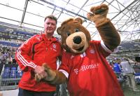 Fussball 1. Bundesliga: T Home Cup , FC Schalke 04 - FC Bayern Muenchen