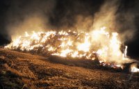 Brand eines Strohlagers bei Neustetten - Wolfenhausen