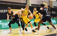 Basketball 2. Bundesliga 2020/2021: Tigers Tuebingen -  Science City Jena